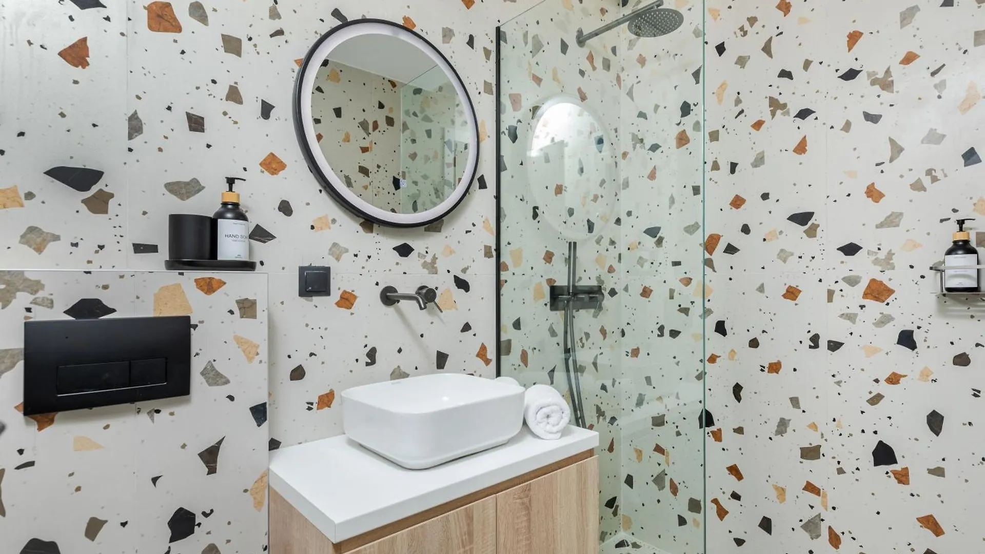 Lagon Suite By Alchemia Saloniki Grecja